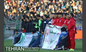 دیدار ذوب اهن و پرسپولیس در لیگ برتر فوتبال