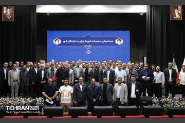 هم اندیشی صمیمانه شهردار تهران با سازندگان شهر 8