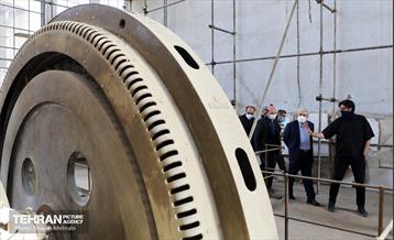 بازدید معاون علمی و فناوری رئیس‌جمهور از کارخانه سیمان ری 4