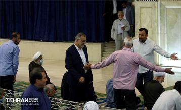 حضور شهردار تهران در نماز جمعه 14