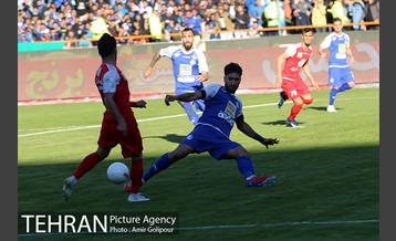 دیدار تیم های پرسپولیس و استقلال 29