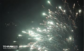 نورافشانی جشن پیروزی انقلاب اسلامی در میدان ولی‌عصر(عج) 7