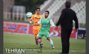 دیدار تیم های فوتبال سایپا و ماشین سازی تبریز