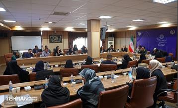 جلسه هم‌اندیشی معاونت رسانه با کارشناسان خبر مناطق ۲۲ گانه 4