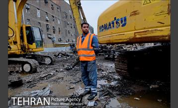 سومین روز عملیات امداد ونجات حادثه پلاسکو -2 19