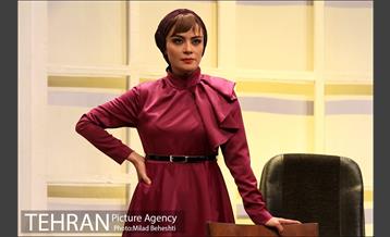 نمایش دپوتات 25