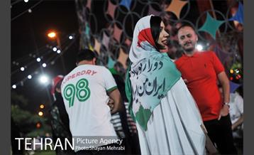 شادی خیابانی مردم بعد از پیروزی تیم ملی ایران 47