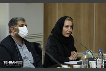 دیدار شهردار تهران با نخبگان و خانواده های شهدای منطقه 14