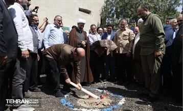 آیین کلنگ‌زنی مسجد حضرت رسول (ص) در منطقه ۱۸، 3