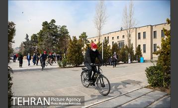 نشست شهردار تهران با مبارزین قبل از انقلاب اسلامی 44