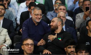 مراسم تجلیل از کشتی‌گیران قهرمان جهان (جشنی برای ایران) 56