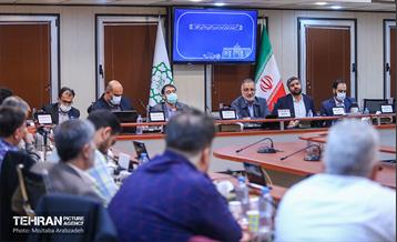 نشست هم انـدیشی شهردار تهران با معتمدین منطقه ۹