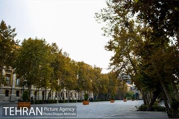 پاییز میدان مشق (سر در باغ ملی) 37
