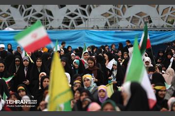 اجتماع «دختران آرمانی» 4