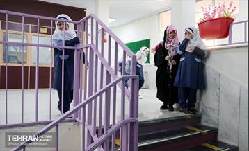 آغاز سال تحصیلی جدید در دبستان شاهد حضرت زینب(س) 13