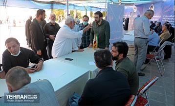 میز خدمت شهرداری تهران در نماز جمعه 17