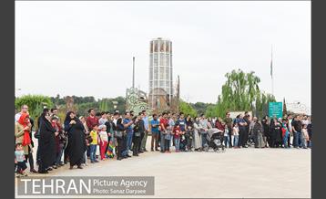 جشنواره بادبادک ها در بوستان آب و آتش 14