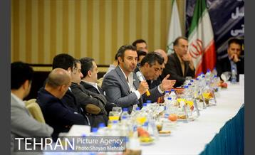 نشست هم اندیشی مدیرعامل سازمان زیباسازی، مدیران کل روابط عمومی بانک های عامل و مدیران شرکت های تبلیغاتی 39