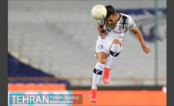 دیدار تیم های فوتبال استقلال تهران و مسجد سلیمان 11