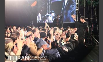 کنسرت شهرام و حافظ ناظری در محوطه باز برج میلاد‎ 18