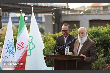 رونمایی از تندیس مولانا در میدان محمدیه 23