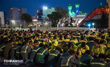 ضیافت یک هزار نفری افطار شهرداری منطقه ۵