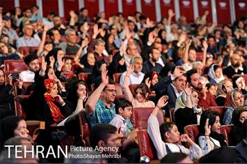 آیین تجلیل از جان باختگان و آسیب دیدگان حین خدمت شهرداری تهران 5