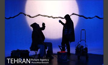 نمایش گورخواب ها 13