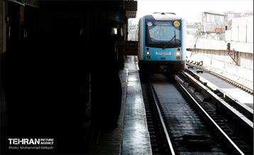 بازدید مدیرعامل شرکت بهره‌برداری متروی تهران از خدمت رسانی در روز اربعین