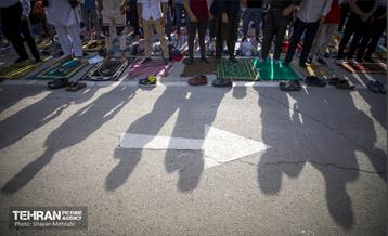 اقامه نماز عید فطر افغانستانی های اهل تسنن مقیم تهران 29