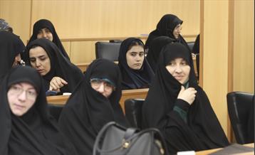 ضیافت افطار با بانوان نخبه شهر تهران 2