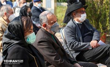 مراسم بدرقه کامبیز درم بخش به سرای ابدی‎‎ 5