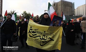 اجتماع مردم تهران در محکومیت جنایت رژیم صهیونیستی 18