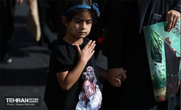 حضور کودکان در مراسم پیاده روی جاماندگان اربعین حسینی(ع) 6