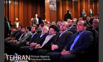 مراسم تکریم شهدای دانشجو تحت عنوان " از هویزه تا حرم" با حضور دکتر قالیباف 3