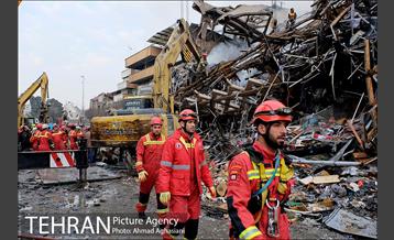 دومین روز نبرد با آوار پلاسکو 12