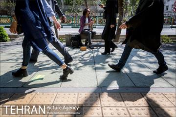 شهرنگار؛ خیابان انقلاب 9