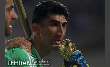 دیدار تیم‌های ملی فوتبال ایران و ازبکستان