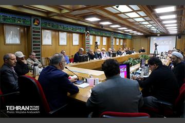 دیدار جمعی از رزمندگان تخریبچی دفاع مقدس با شهردار تهران 8