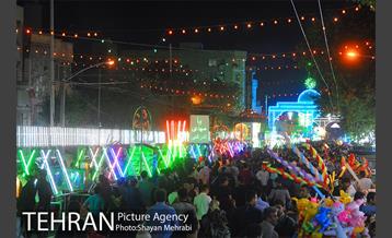خیابان های تهران در شب میلاد امام زمان (عج) 15