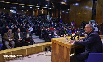 حضور علیرضا زاکانی در دانشگاه شریف 17