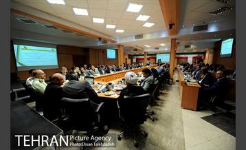 جلسه شورای معاونین و مدیران شهرداری تهران با حضور قالیباف 7