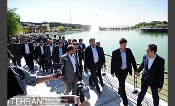 افتتاح دریاچه باغ هنر اراضی عباس آباد با حضور شهردار تهران 5