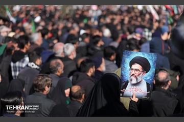 اجتماع مردم تهران در پی شهادت رهبر انقلاب - 1 71