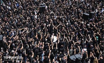 عزاداری ظهر عاشورا در امامزاده صالح (ع) 15