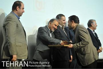 نشست فصلى کارکنان حراست کل شهردارى تهران با حضور شهردار تهران 50