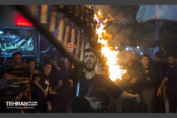 آئین سنتی مشعل گردانی 33