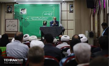 دیدار معاون مالی و اقتصاد شهری شهرداری تهران با نخبگان و فرهیختگان منطقه 19 34