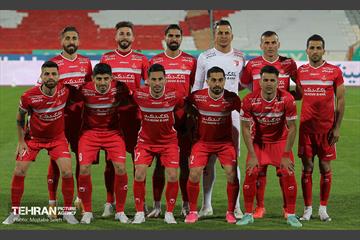 دیدار تیم های فوتبال پرسپولیس و نساجی مازندران 2