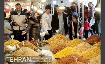 نمایشگاه بهاره در بوستان ولایت 7